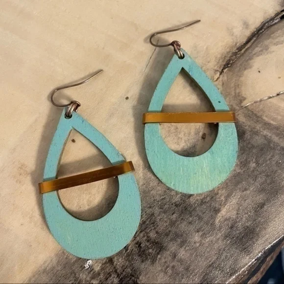 2/$29 Handmade Wood Teardrop Hoop & Molded Copper 2.5” Statement Earrings - Picture 4 of 4